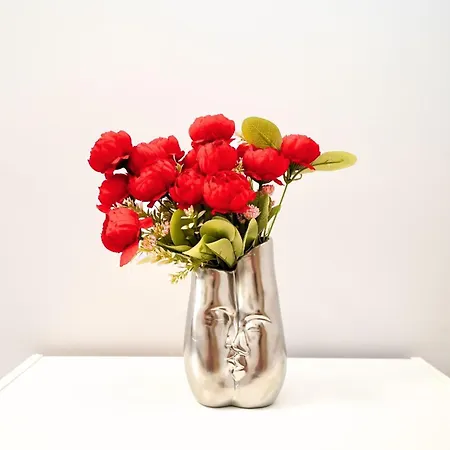 Mmrent Branden Danzig